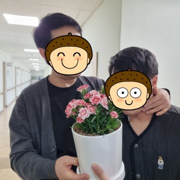 어버이날 카네이션 전달